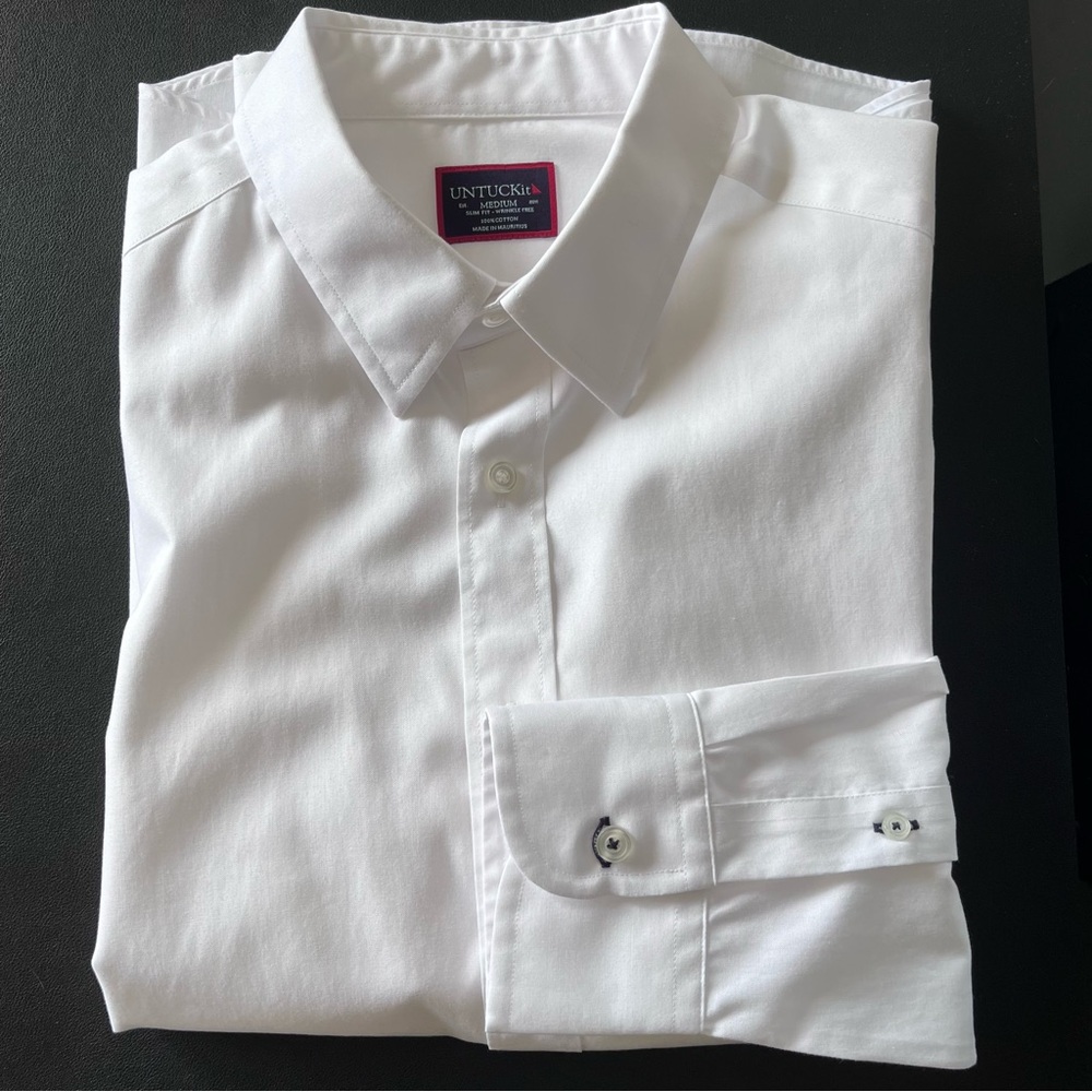 UNTUCKit White Dress Shirt with Pointed Collar and Cuff Detail